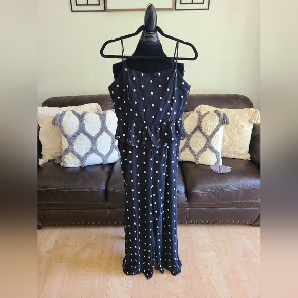 Anthropologie Rosie Black White Floral Embroidery Peplum Jumpsuit Size M Boho - Picture 13 of 14